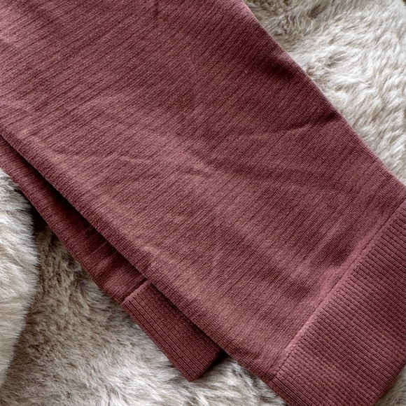 Lululemon Athletica Swiftly salmon colour Long Sleeve Top - Picture 7 of 7